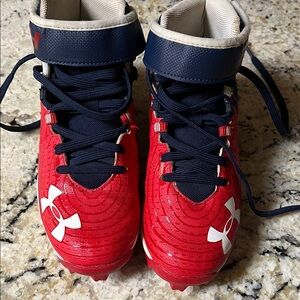 Boys under armor cleats